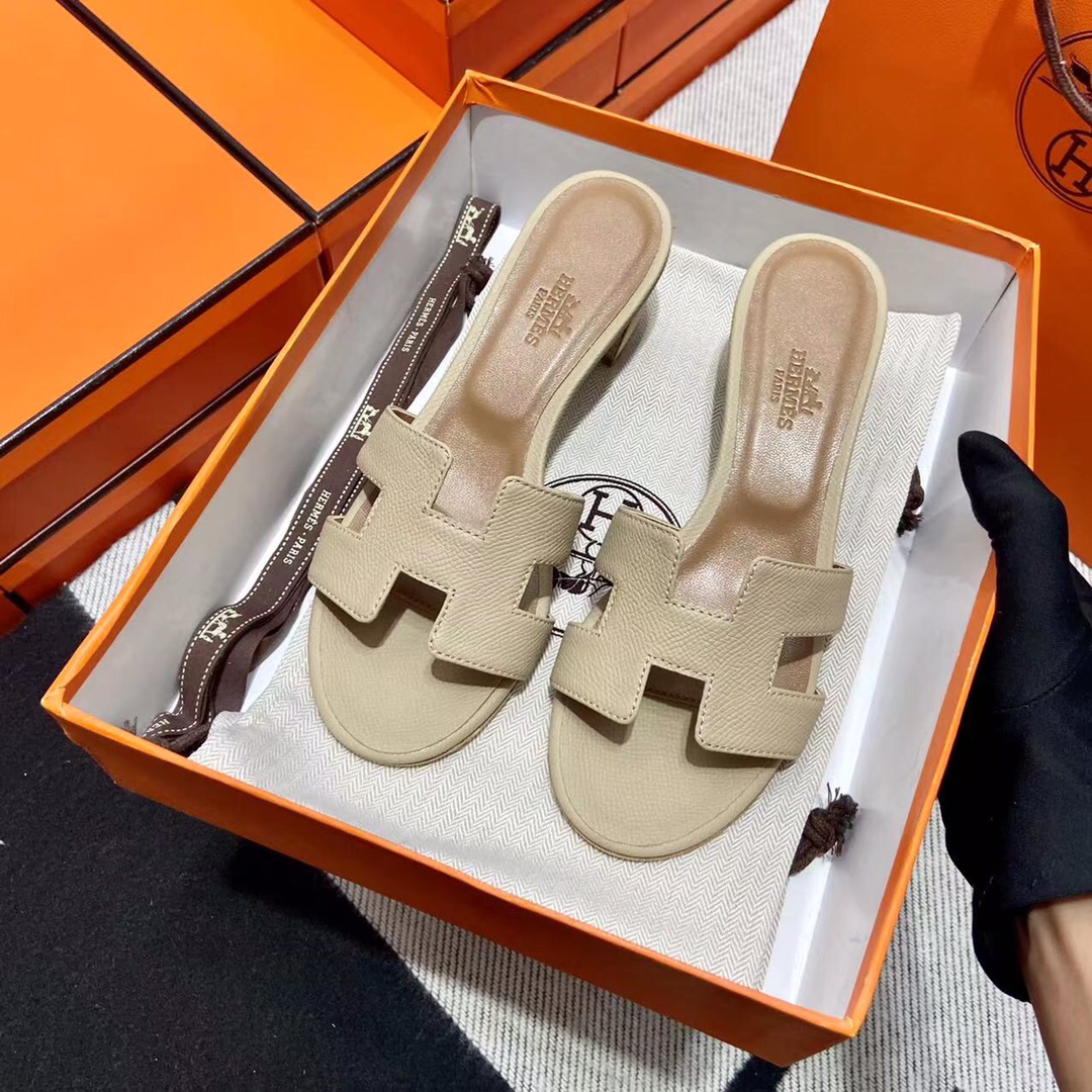 에르메스 올수공 오아시스 슬리퍼 샌들 앱송 65